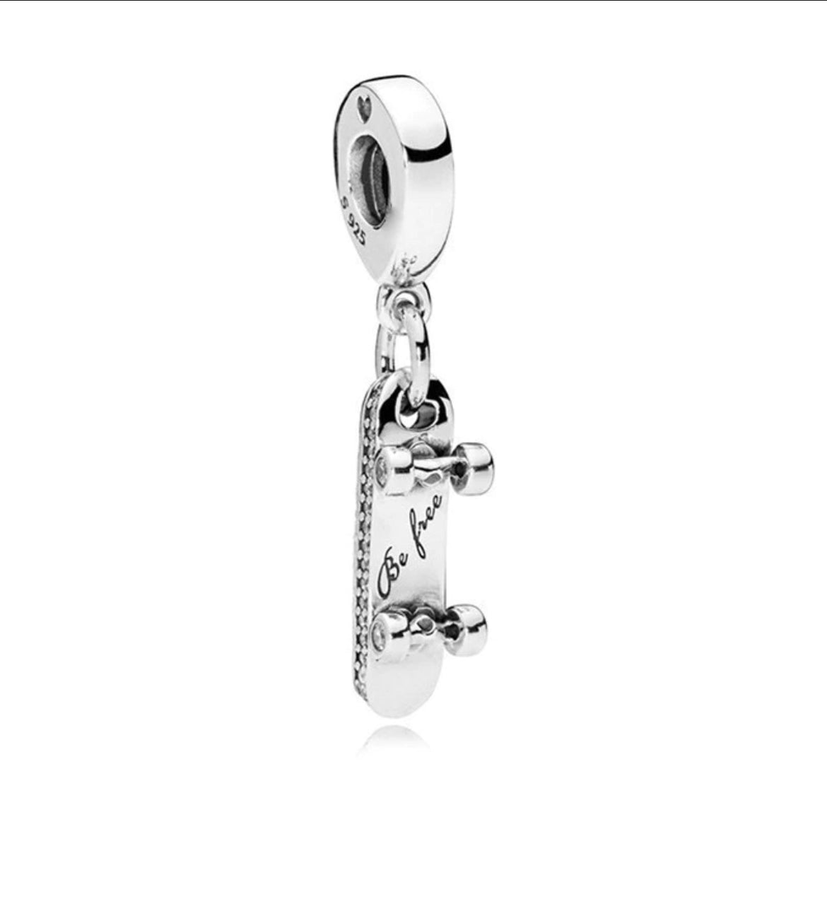 Charm skate con brillantes