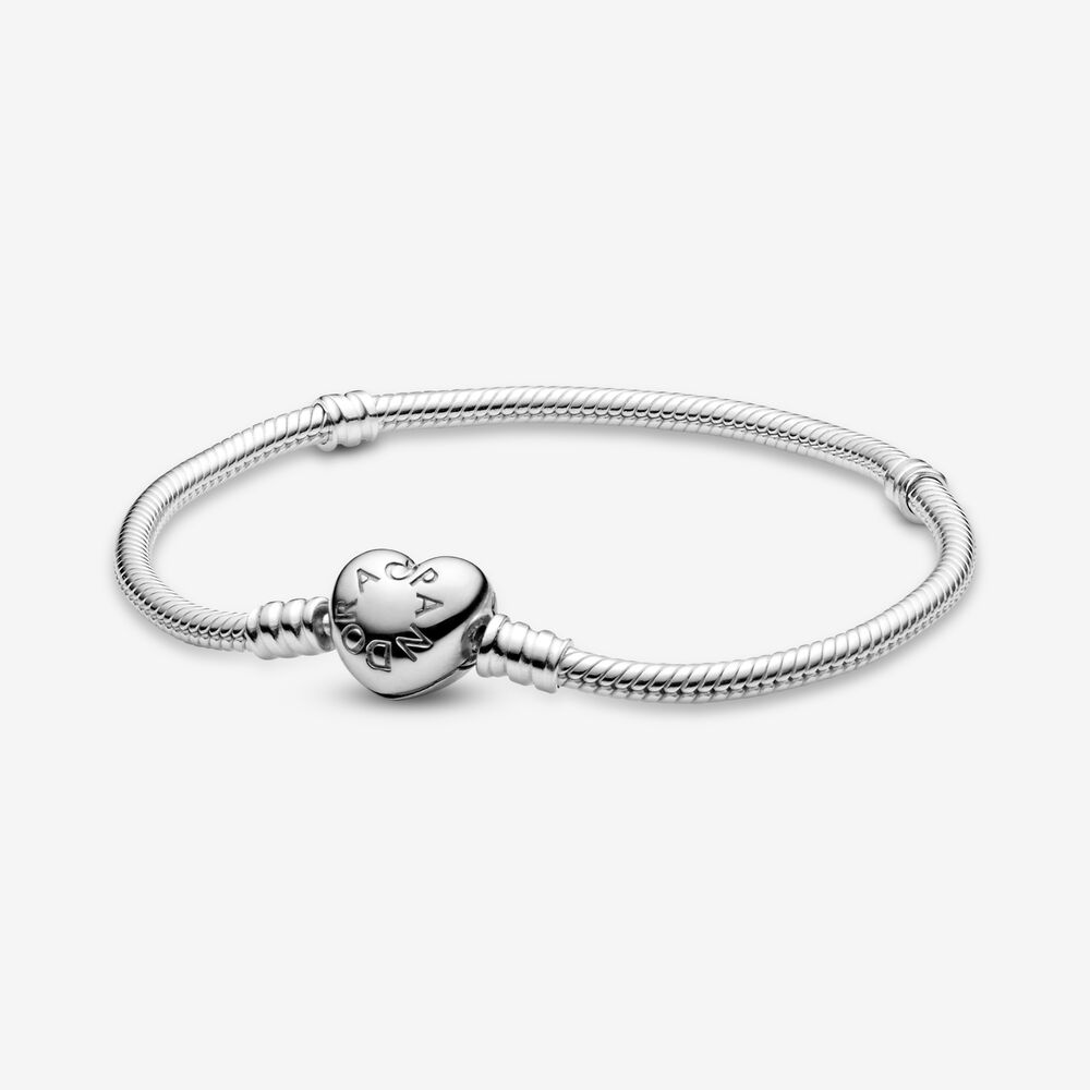brazalete broche de corazon